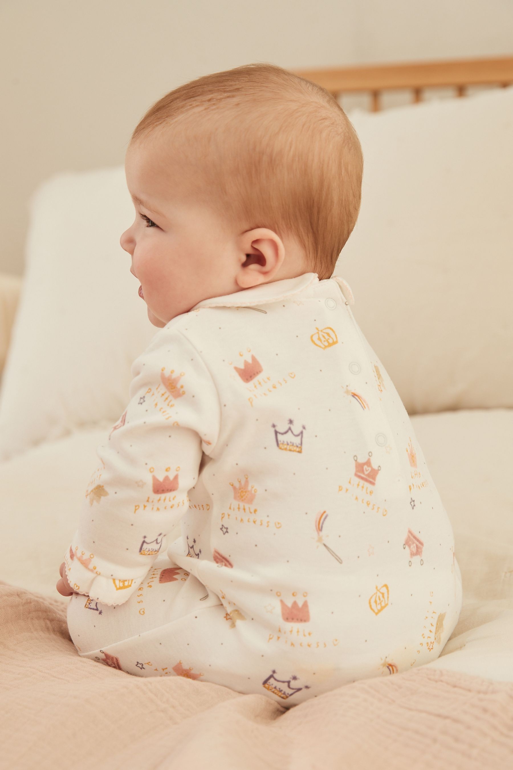 Baby Single Sleepsuit (0mths-2yrs)