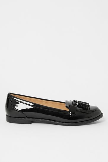 حذاء مسطح من Lipsy Tassle School Loafer (أقدم)