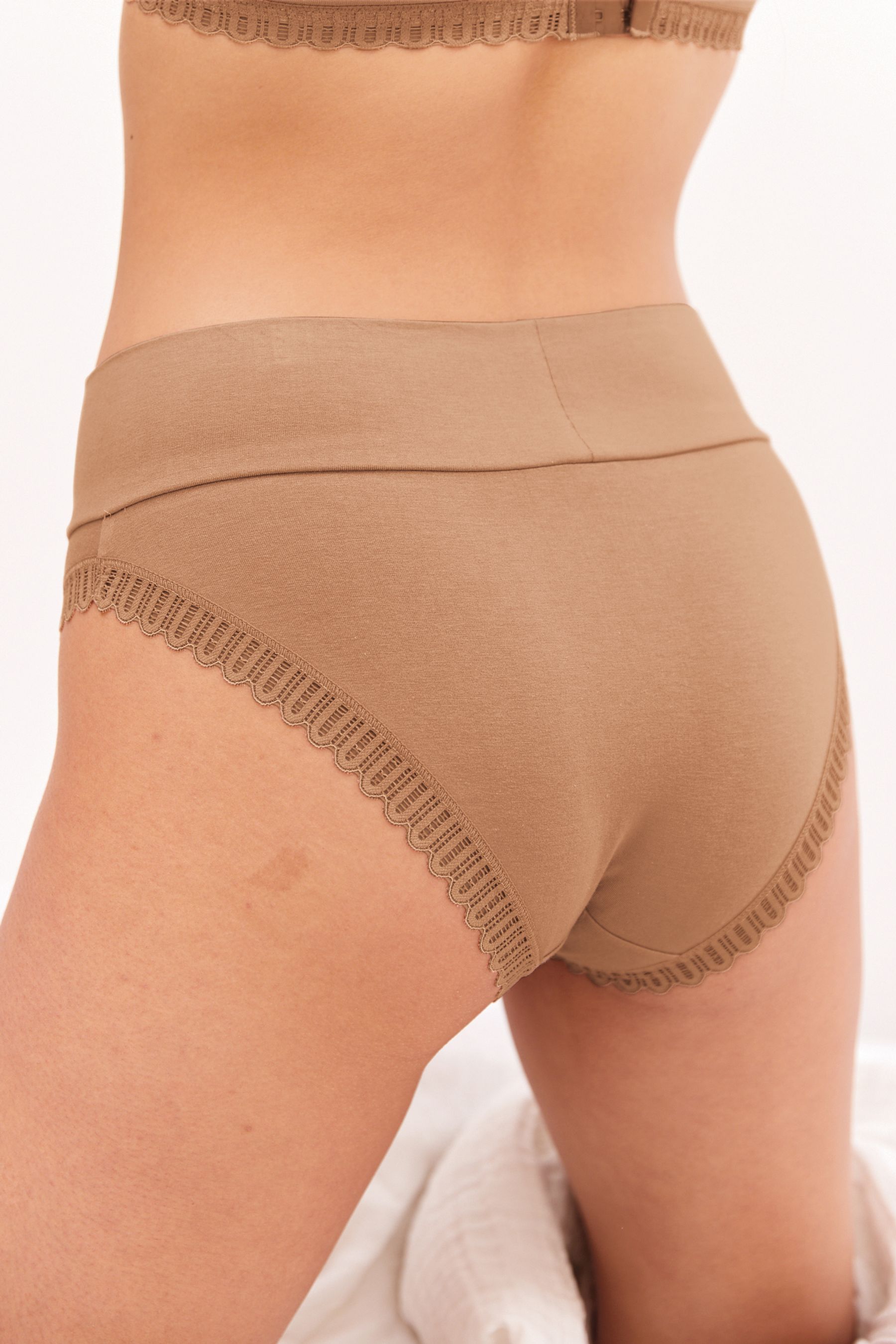 Bamboo High Leg Knickers 2 Pack