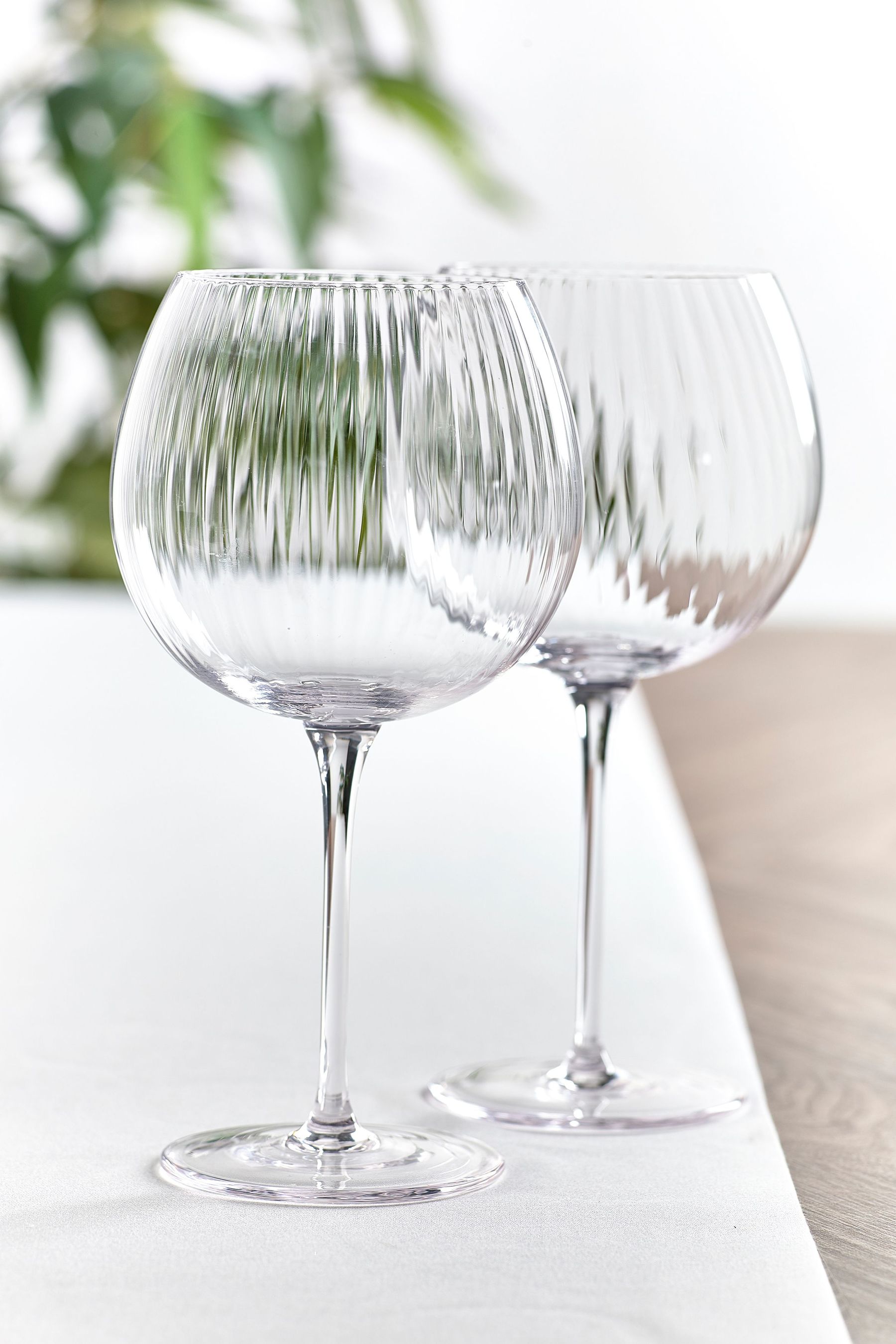 475-787s Set of 2 Gin Glasses