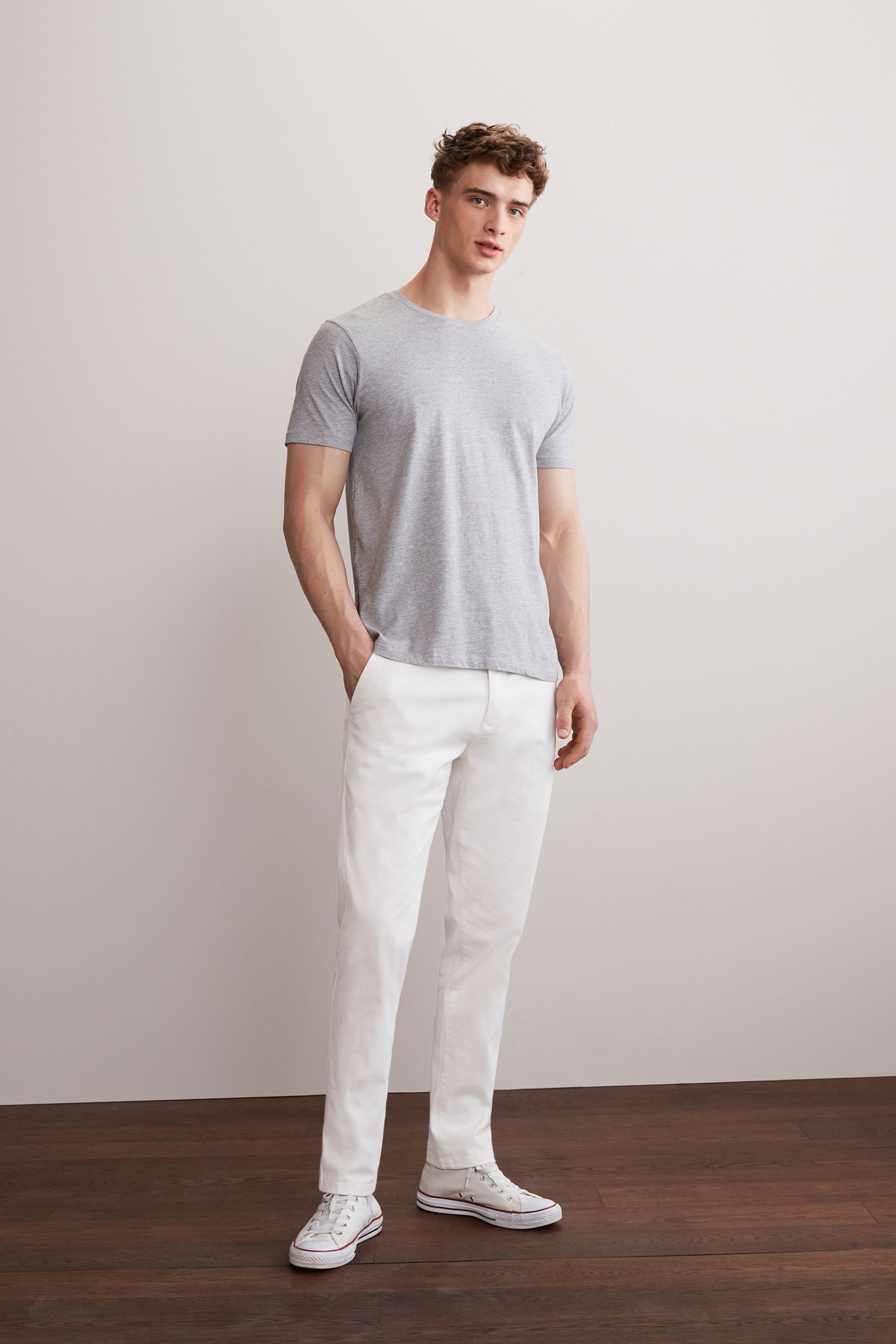 U09501s Skinny Fit