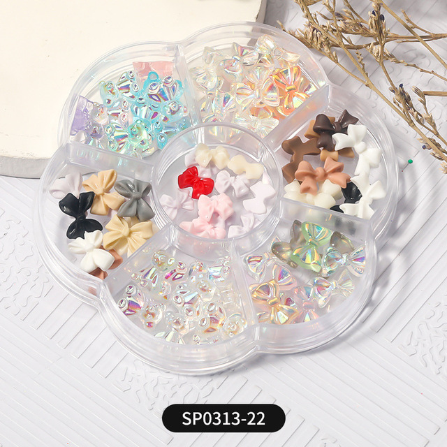 1 Box of 7 Nail Art Decorations Bow Aurora Bear Butterfly Rhinestone Pearl Mixed Set Box DIY Nail Decoration designer charms