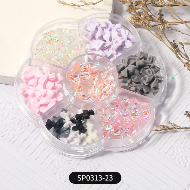 1 Box of 7 Nail Art Decorations Bow Aurora Bear Butterfly Rhinestone Pearl Mixed Set Box DIY Nail Decoration designer charms