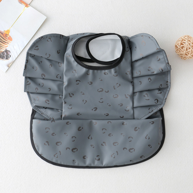 Waterproof Baby Food Eating Baby Bibs PU Cartoon Smock For Babies Feeding Clothes Sleeveless Bib With Pocket Newborn Baby Bib