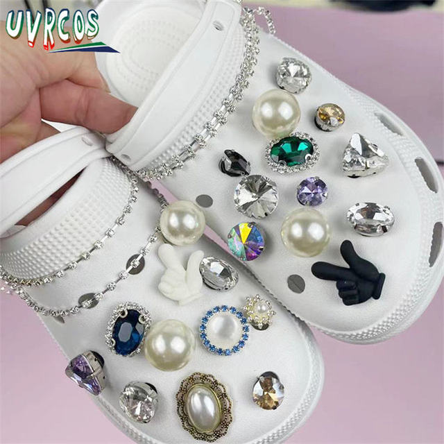 1 Set JIBZ Crocs Charms Designer Luxury Croc Charms for Girls Flower Shoes Rhinestone Accessories Anime Crocs Decoration New