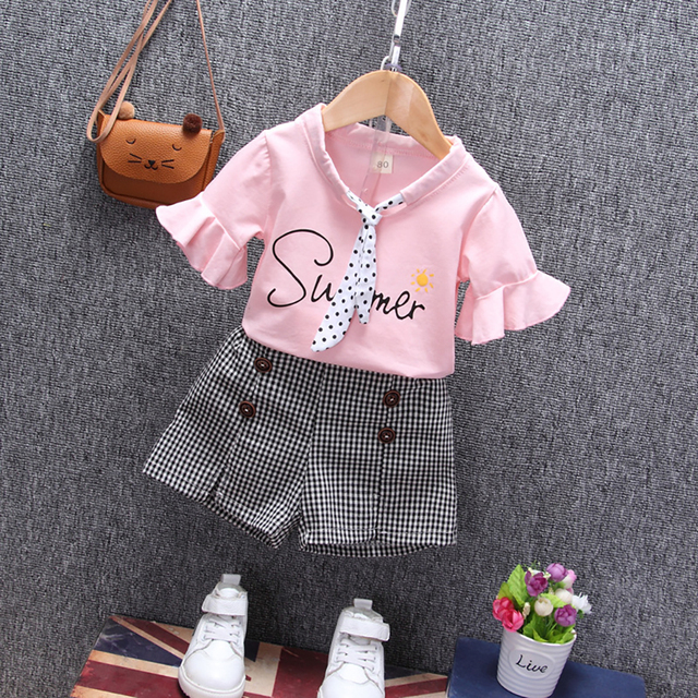 Girl Summer Clothes Set Letter Printed Petal Sleeve T-shirt + Check Short Pants 2 Pieces Suit With Point Necktie For Kids 12M-4Y JYF