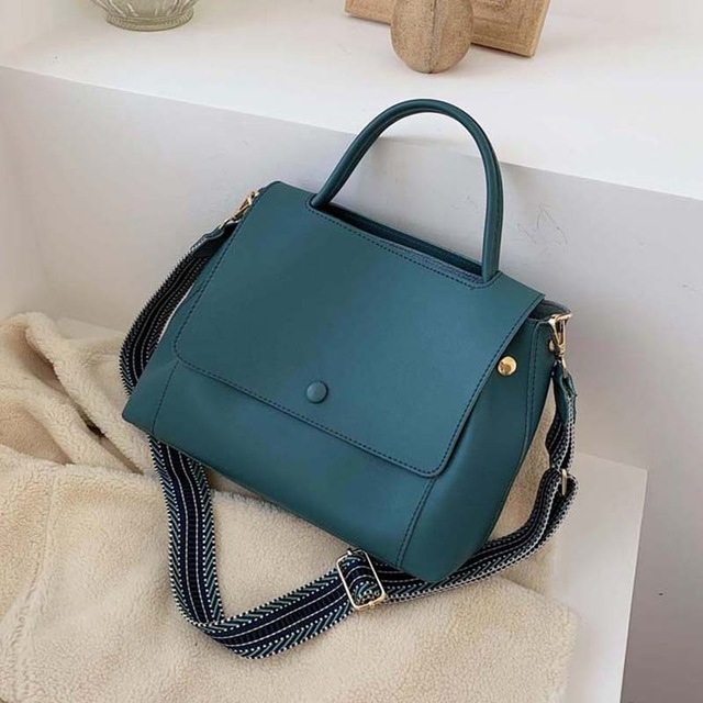 Women Shoulder Bag Fashion Leather Crossbody Bag For Women Solid Color Shoulder Messenger Bags Lady Chain Travel Small Handbag