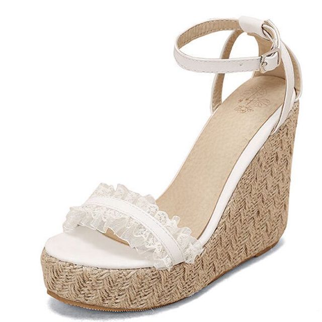 REAVE CAT 2022 Woman Sandals Esparddrilles Peep Toe Wedges Heel Lace Pleated Buckle Strap Big Size 30-48 Pink White Summer S3615