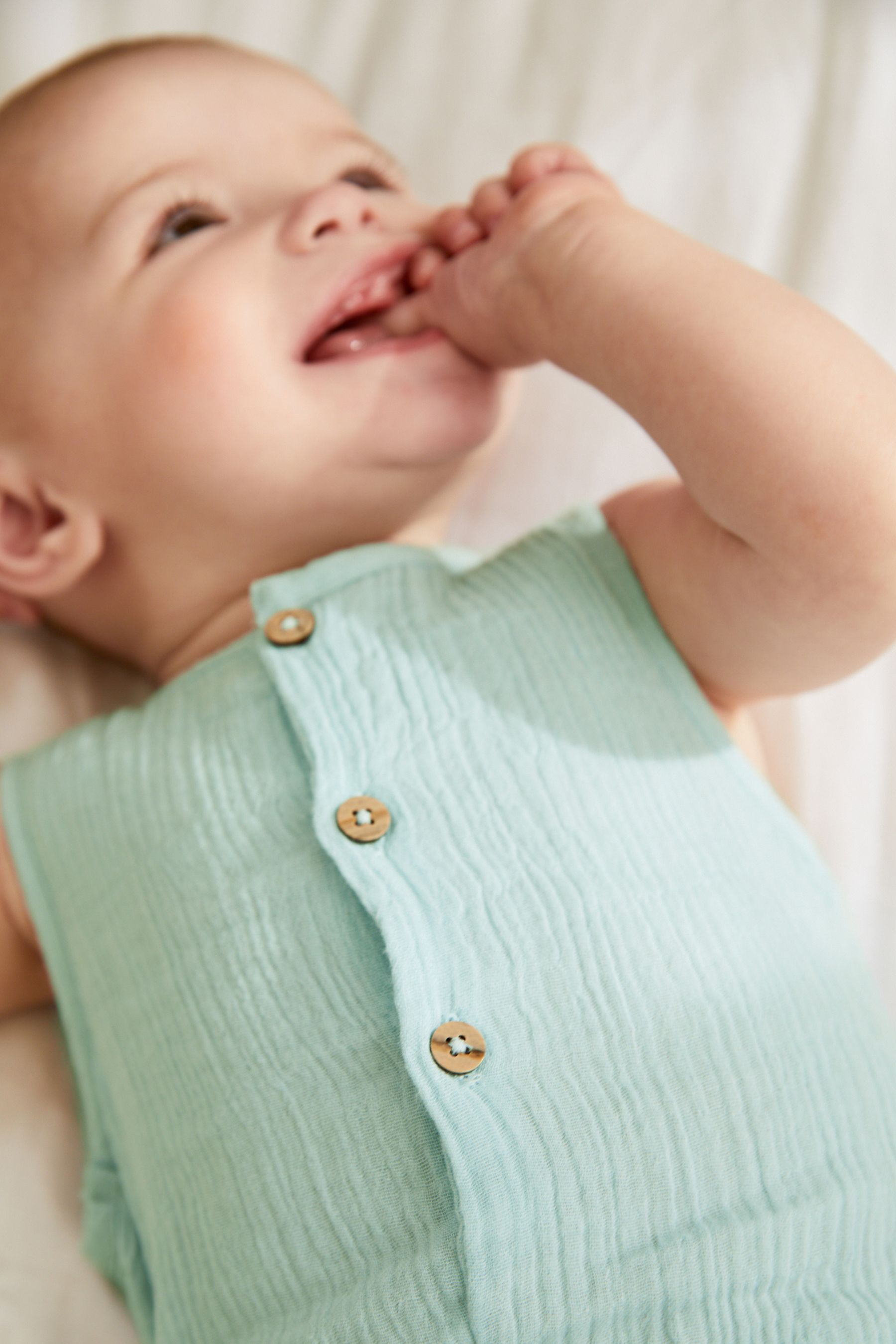 Baby Woven Crinkle Romper (0mths-2yrs)