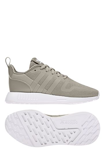 حذاء رياضي دانتيل رمادي Multix Youth من adidas Originals