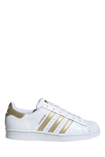 حذاء رياضي أبيض Superstar من adidas Originals