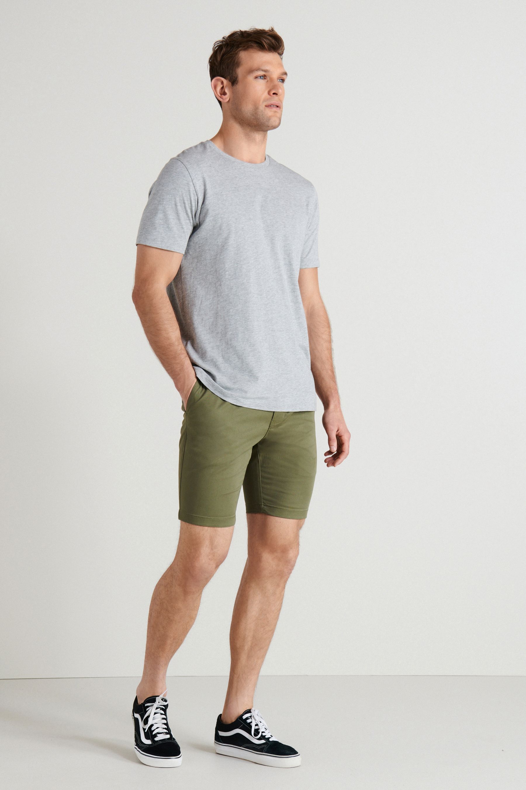 Stretch Chino Shorts Slim Fit