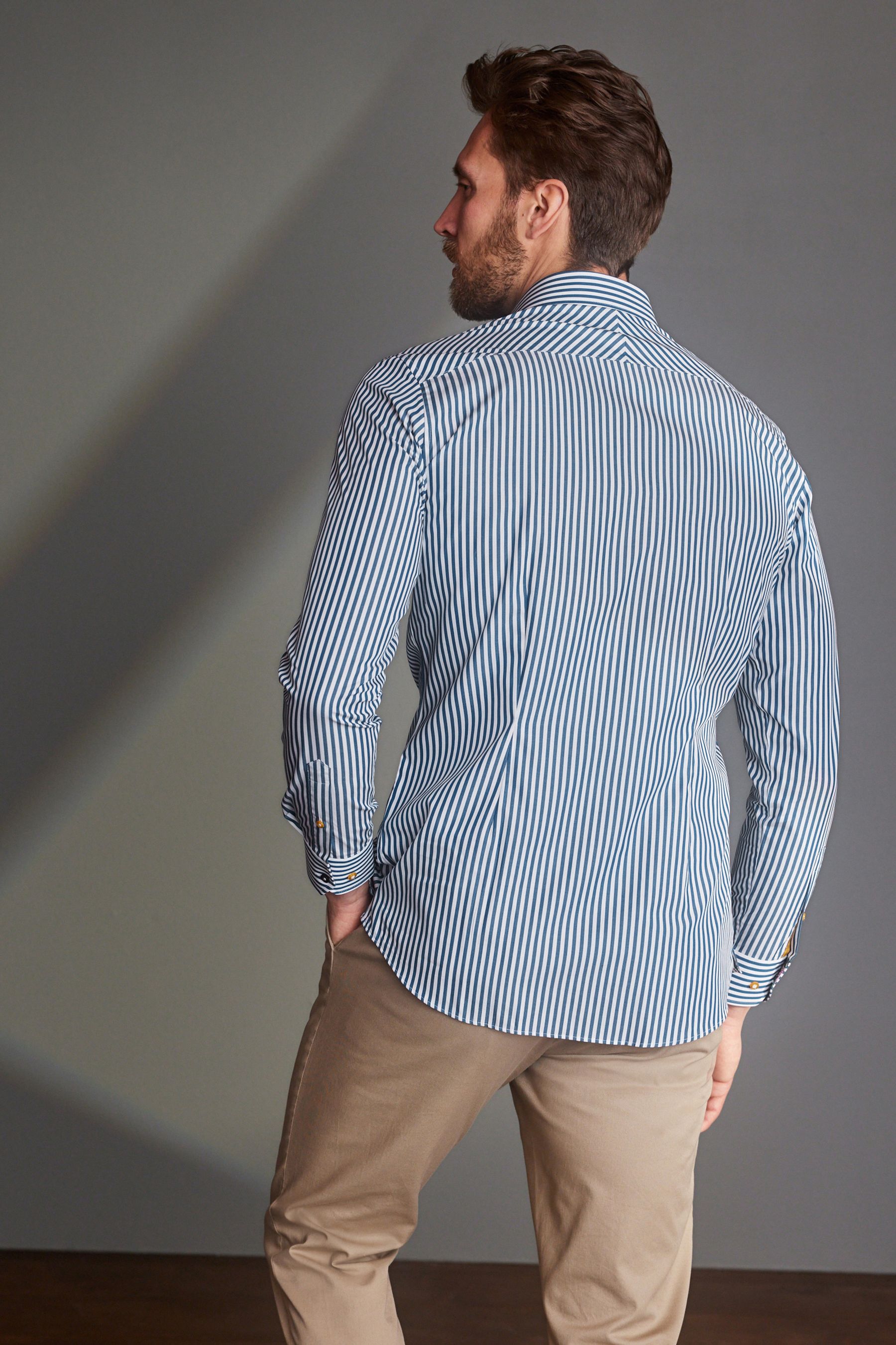 Signature Trimmed Shirt Slim Fit Single Cuff