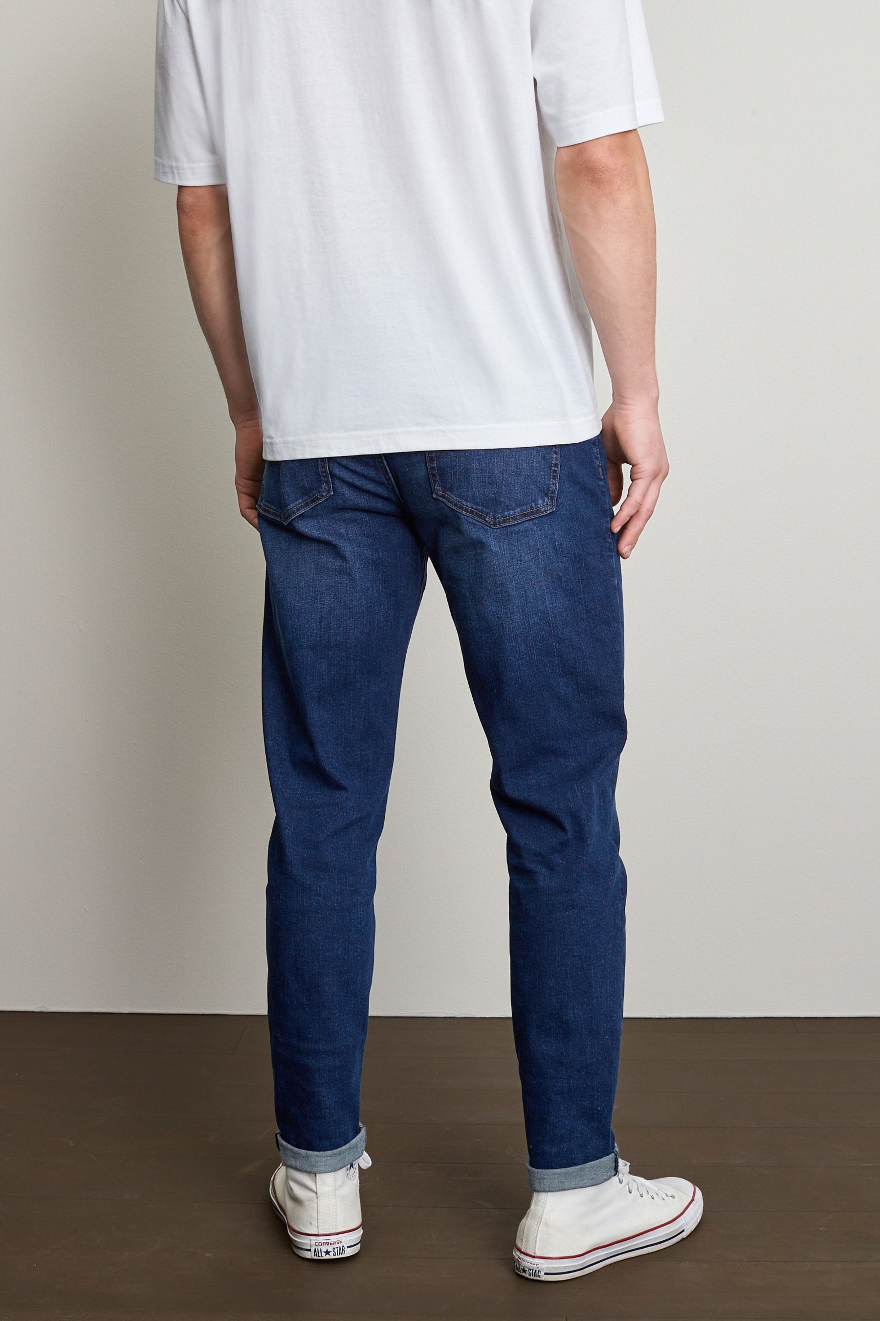 U22486s Slim Tapered