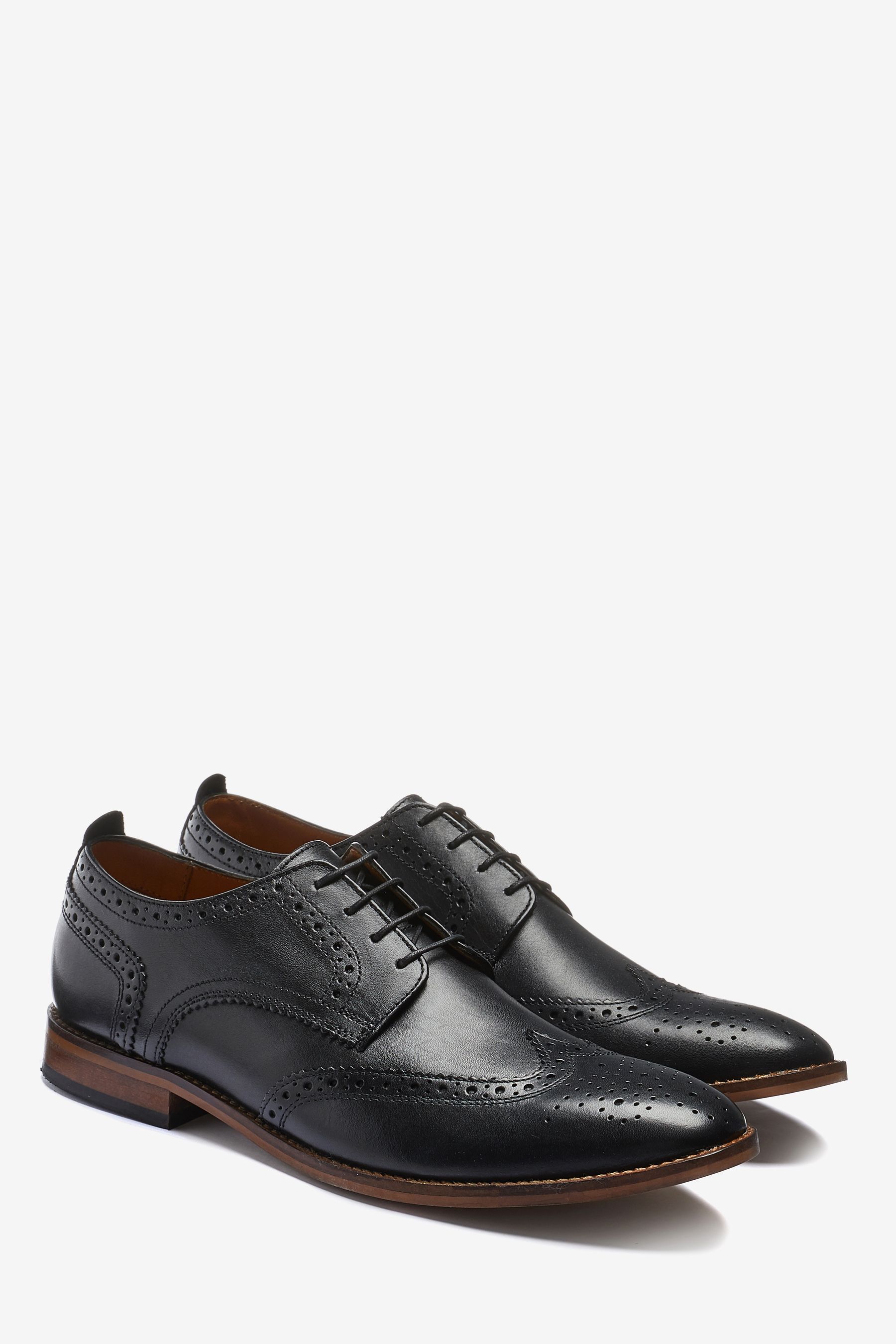 Mens Contrast Sole Leather Brogues Regular Fit