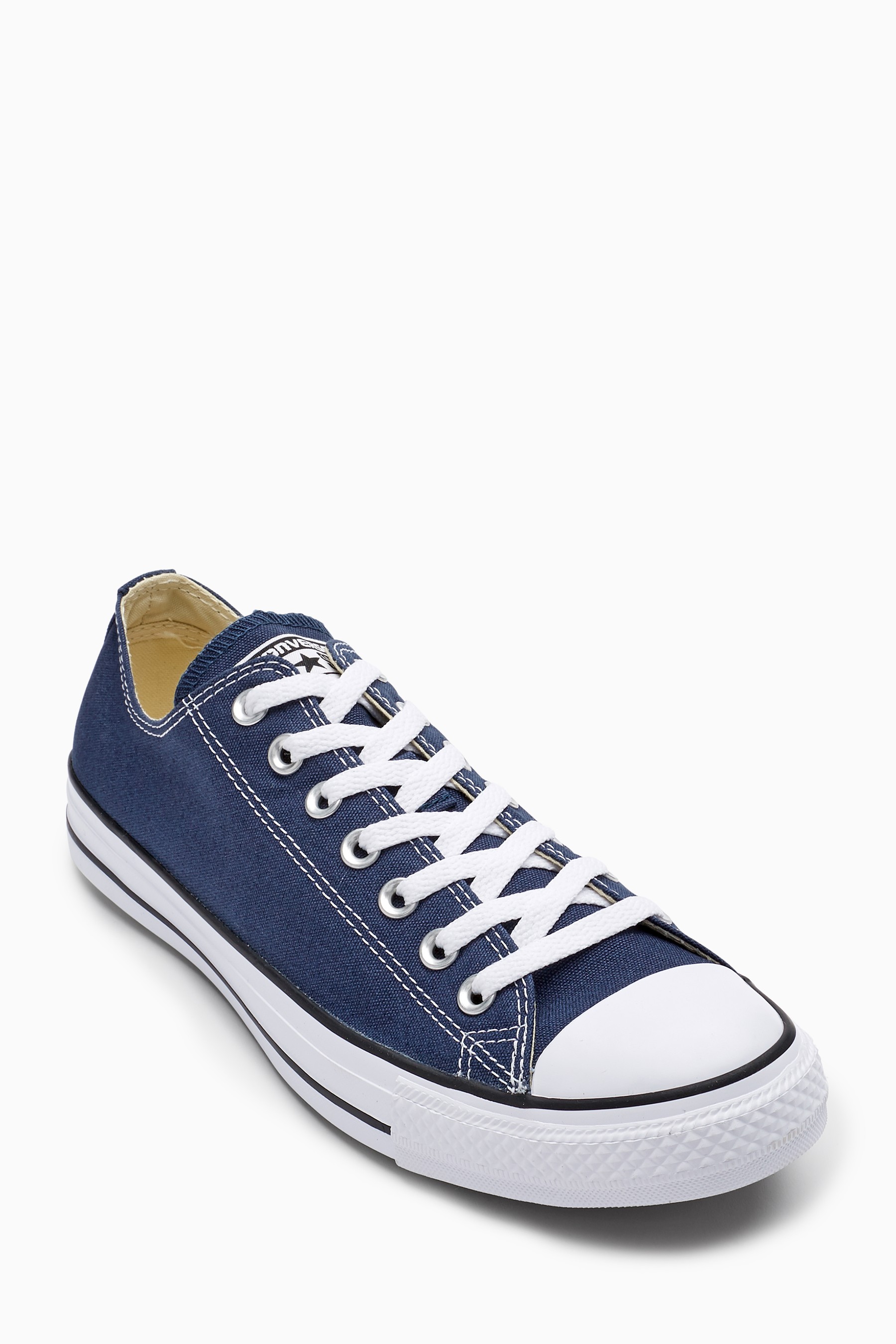 حذاء رياضي Chuck Taylor Ox من كونفرس