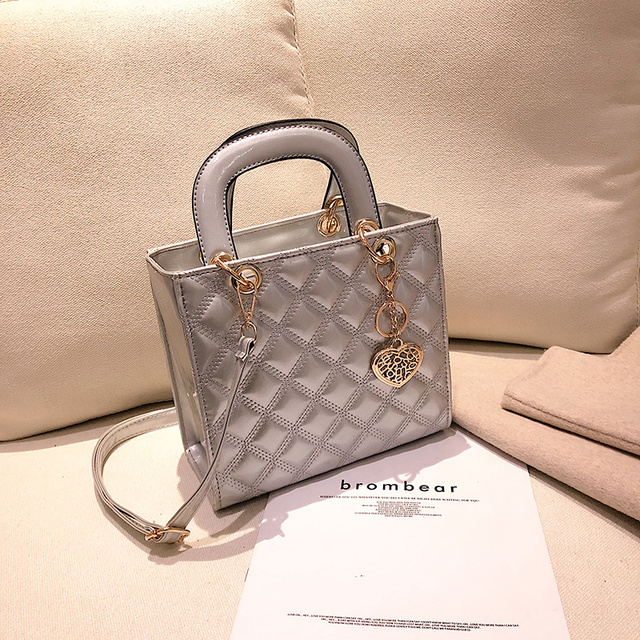 Luxury brand bag 2021 new fashion high quality female handbag lingge chain ladies crossbody handbag shoulder luxury claws