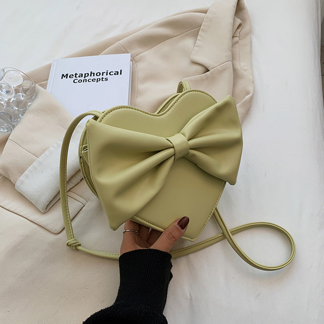 HOCODO Heart Shaped Crossbody Bags For Women Bow-knot Shoulder Bag Woman Summer Cute Ladies Purse PU Leather Women Bags