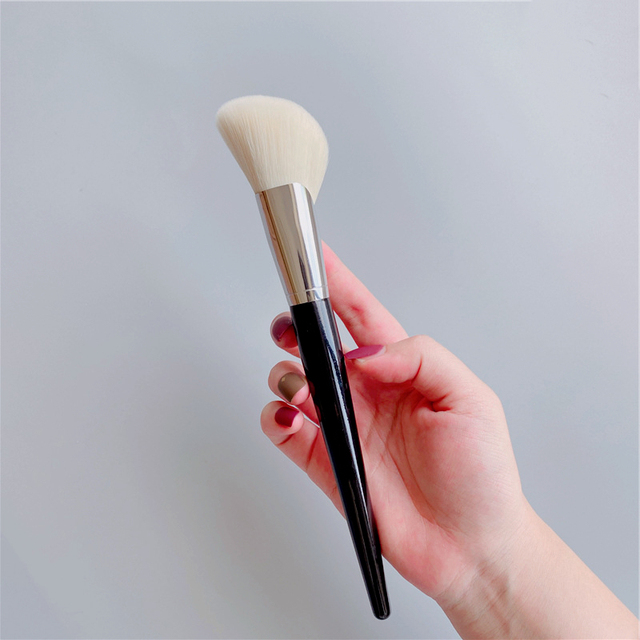 Loebig 72# Fan Contour Brush Professional Face Blush Highlighting Bronzer Contour Powder Brush Soft Synthetic Hair Sculpting Brushes