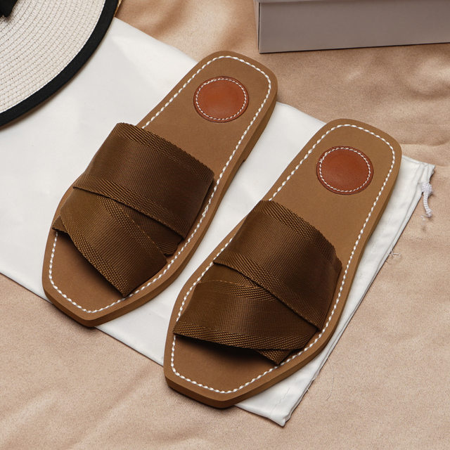 Canvas Slides Women Summer Beach Shoes Slippers Cross Bands Flats Mules Sandals Chic Luxury Brand New 2021 Designer Woman Shoes