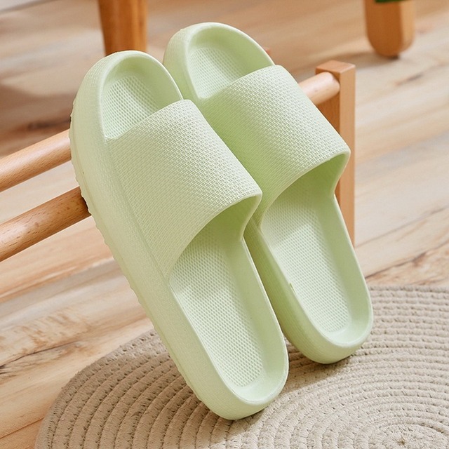 Female Home Slippers Summer Women Thick Platform Slides Women's Sandals Flip Flops Beach Sandal Mule Anti-slip Slippers for Men