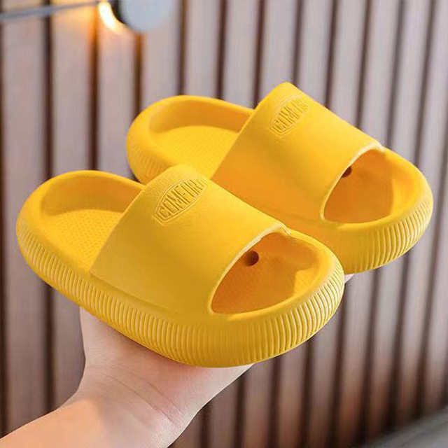 Beach Slippers Children Girls Home Shoes Summer Flip Flops Thick EVA Soft Cushion Slides Outdoor Slippers Zapatillas chausiras