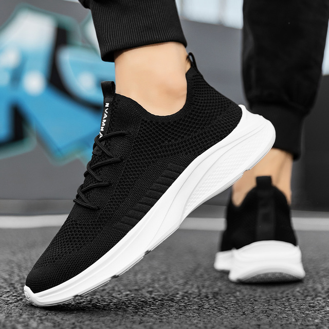 Women Men Sneakers Mesh Breathable Running Shoes Male Lightweight Sneakers Couple Sneakers Man Casual Shoes 35-47