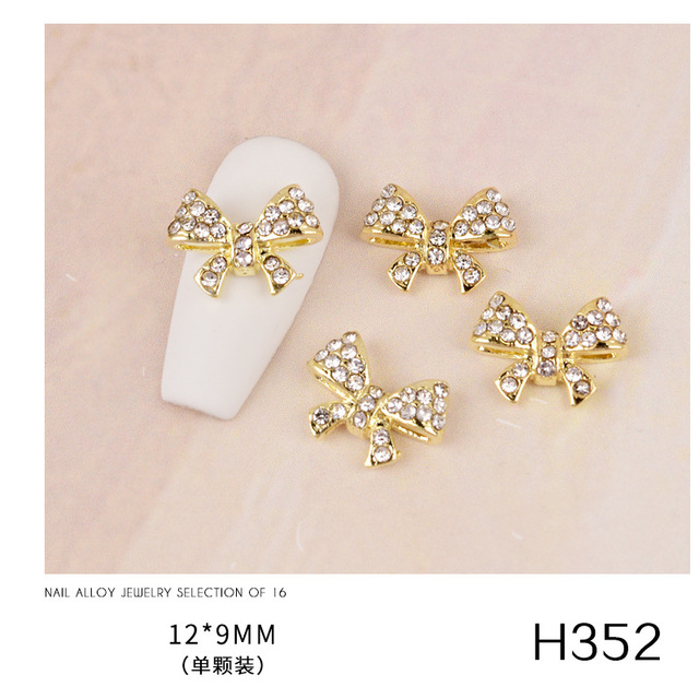 3pcs new nail art butterfly combined with gold jewelry hollow metal love rhinestone super flash butterfly nail decoration drill