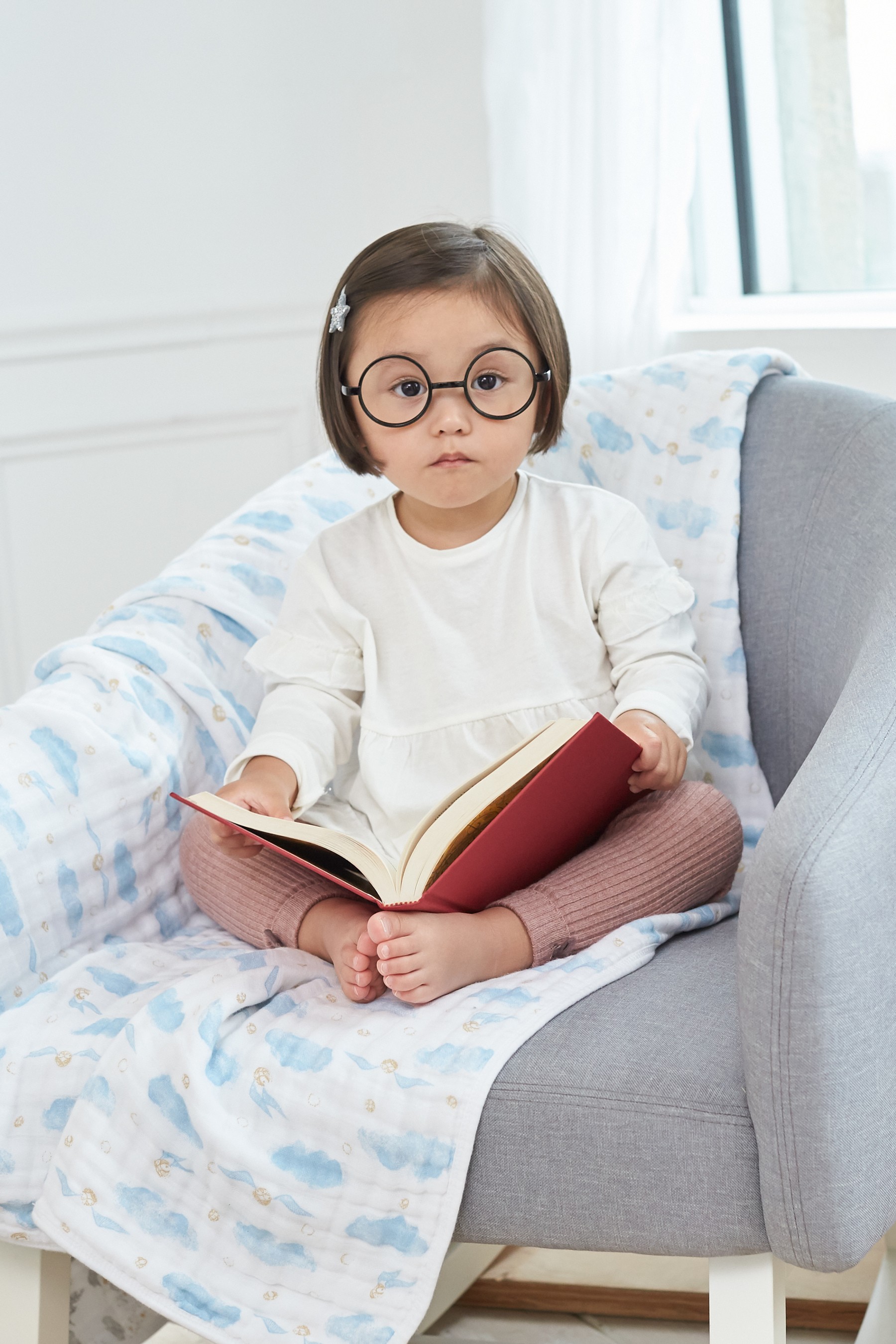 aden + anais White Harry Potter Iconic Dream Blanket