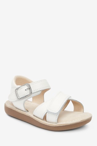 Little Luxe™ Sandals Standard Fit (F)