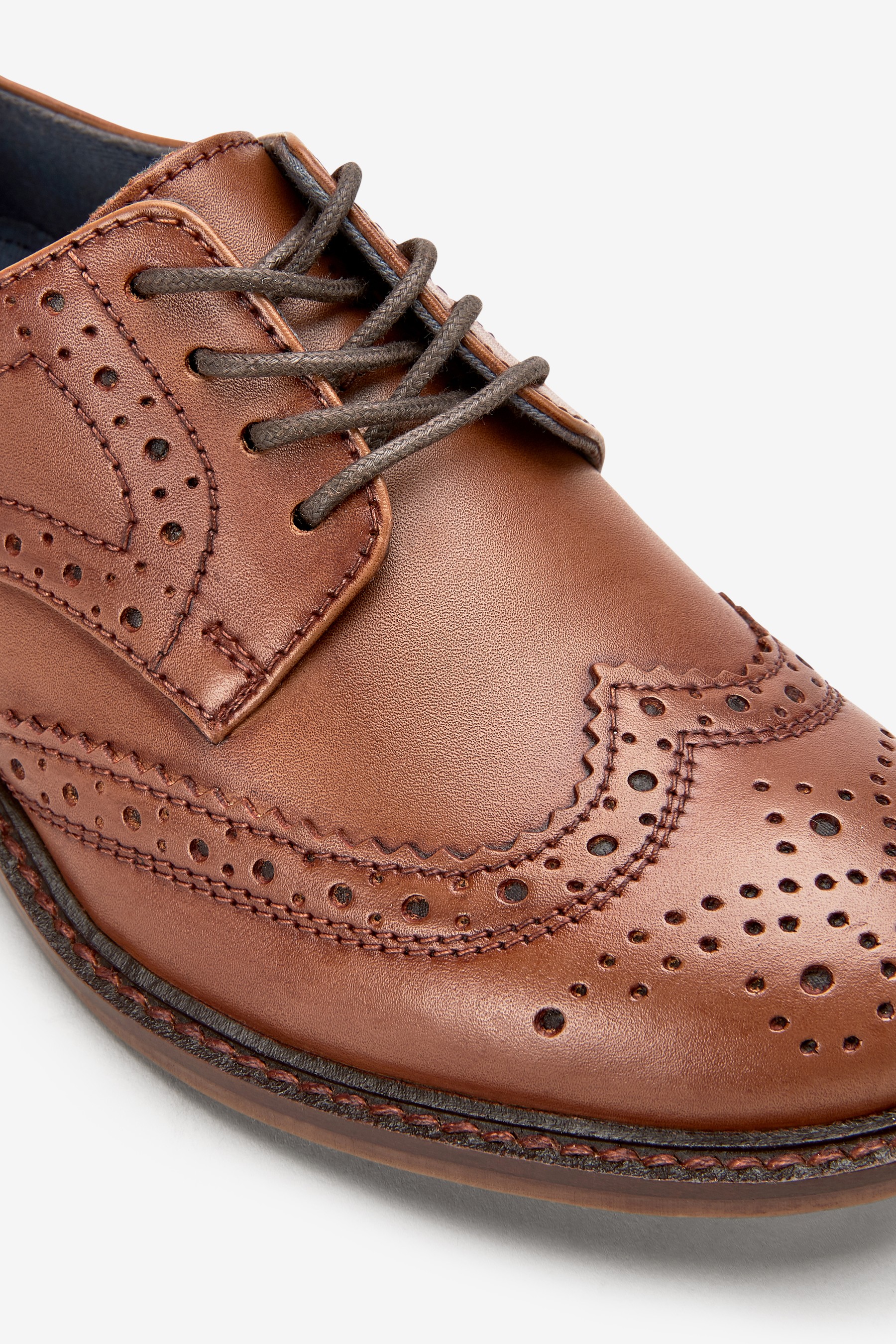 Leather Brogues Standard Fit (F)