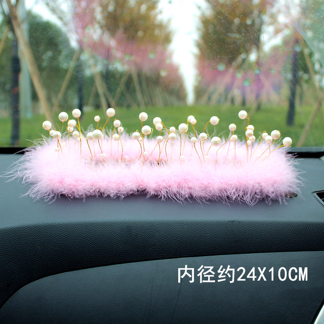 High-grade pearl feather car anti-slip mat dashboard mat perfume seat cushion mobile phone storage mat interior accessories