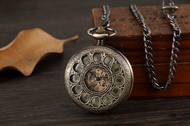 Luxury Hand Wind Mechanical Pocket Watch Vintage Hollow Steampunk Men Watches Roman Numeral Clock With Fob Chain Reloj Hombre