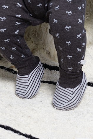 The Little Tailor Grey Rocking Horse Jersey Booties