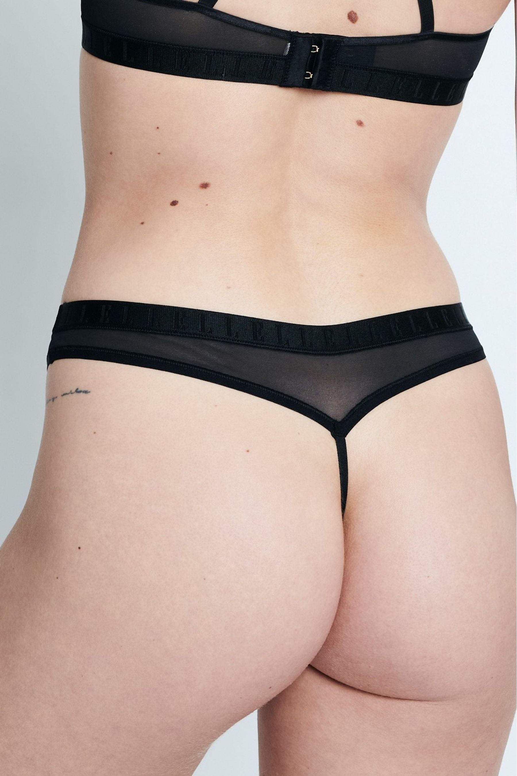 ELLE Black 24-7 Mesh Thongs