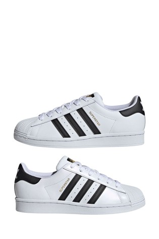 حذاء رياضي Superstar من adidas Originals