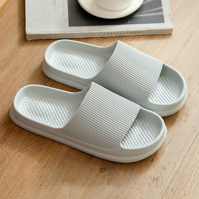 Home slippers anti-skid flip flops women's sandals women's fashion soft sole EVA indoor slides thick platform simple cloud slippers