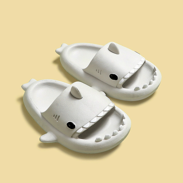 2021 summer indoor outdoor slippers lovely cartoon shark shape slides women shoes parent-child children flip flops men couples