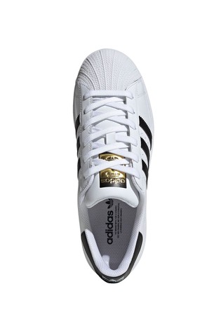 حذاء رياضي Superstar من adidas Originals