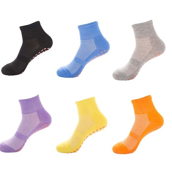 6 pairs/lot anti slip socks kids adults non slip sticky grip floor socks toddler child adult anti slip men and women trampoline sock