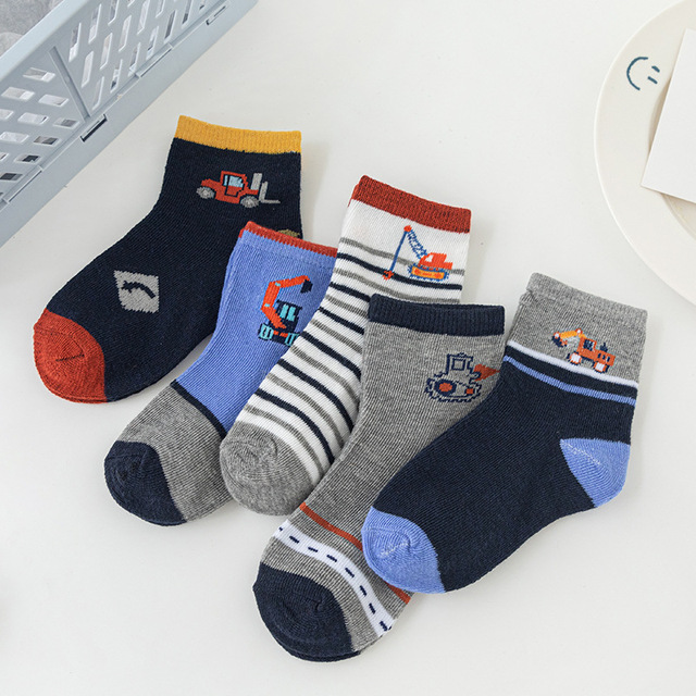 5pairs/lot 3 to 12 Years Kids Soft Cotton Socks Boy Girl Baby Cute Cartoon Warm Fashion School Socks Autumn Winter Cartoon