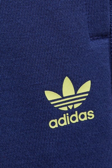 adidas Originals Little Kids All-Over Print Shorts And T-Shirt Set