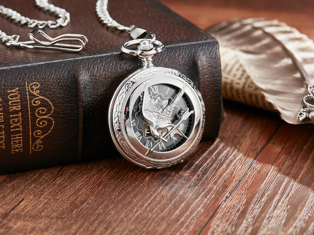 Gold Retro Hand Wind Mechanical Luxury Steampunk Pocket Watch Hollow Watches Roman Numerals Clock With Fob Chain Reloj Hombre