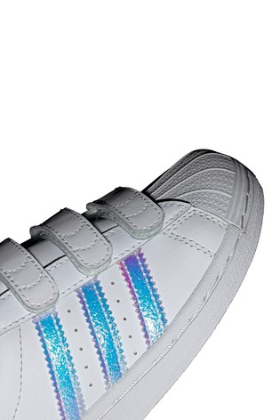 حذاء رياضي Superstar Velcro Junior من adidas Originals