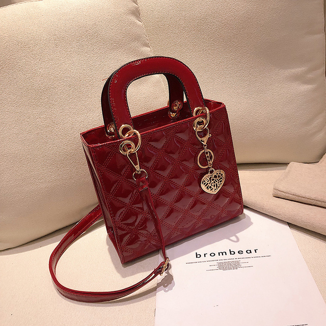 Luxury brand bag 2021 new fashion high quality female handbag lingge chain ladies crossbody handbag shoulder luxury claws