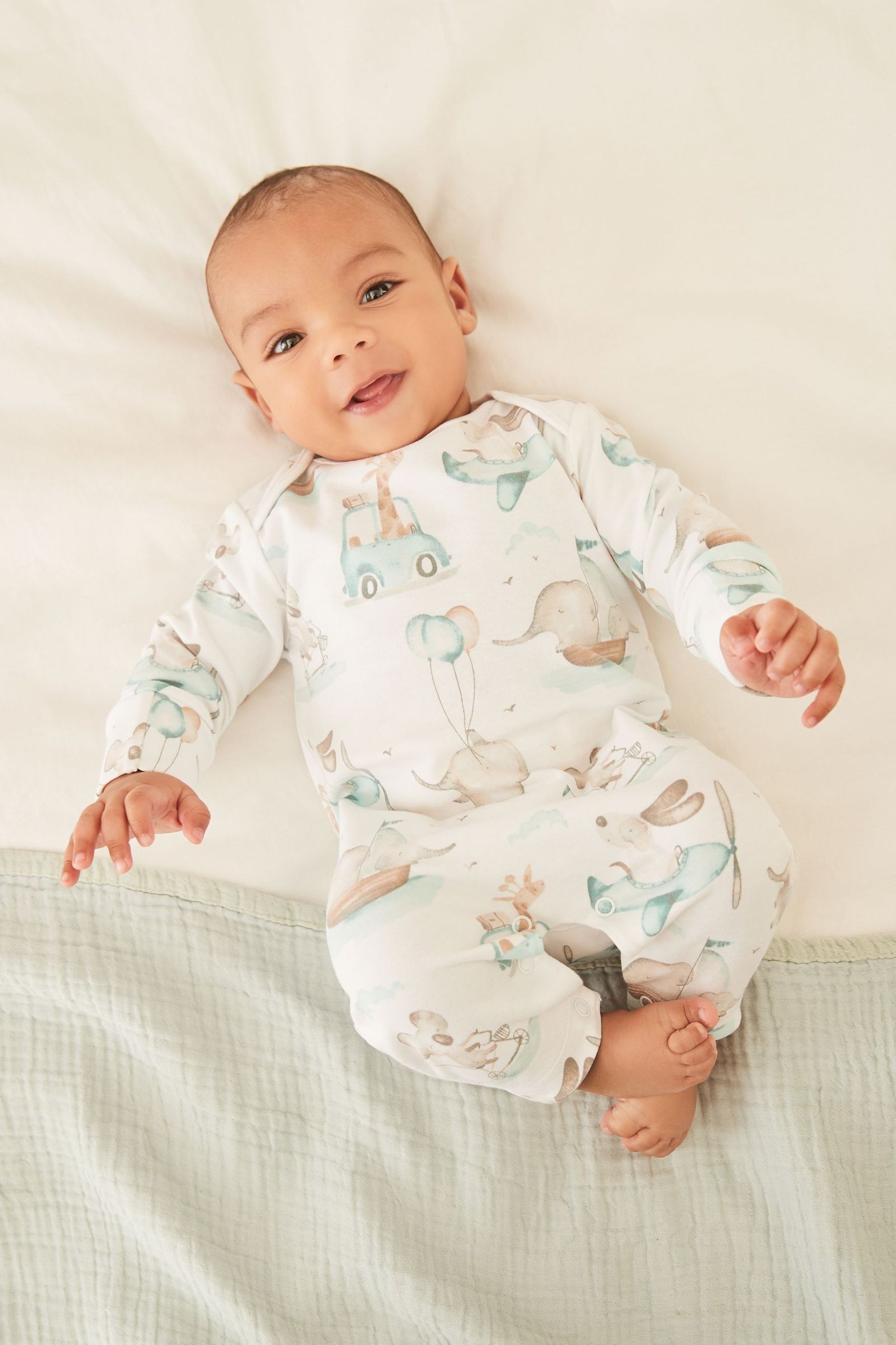 4 Pack Sleepsuits (0-3yrs)