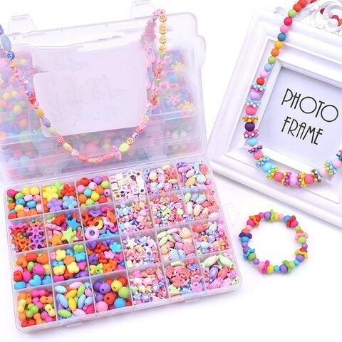 ALISSA 680Pcs DIY Beads Set, Kids Colorful Acrylic Handmade Craft Beads for DIY Necklaces Bracelet