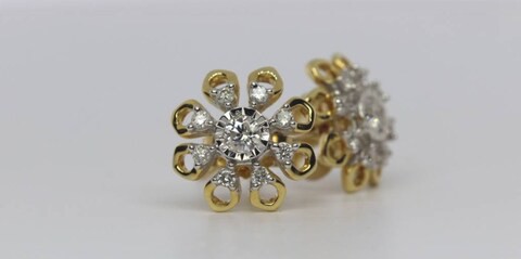 18k BLOSSOM DIAMOND EARRING 0.21 CTS-Yellow Gold