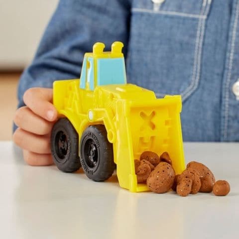 Play-Doh building game