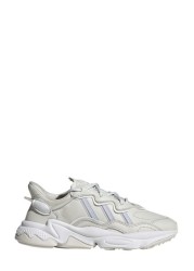 حذاء رياضي Ozweego من Adidas Originals